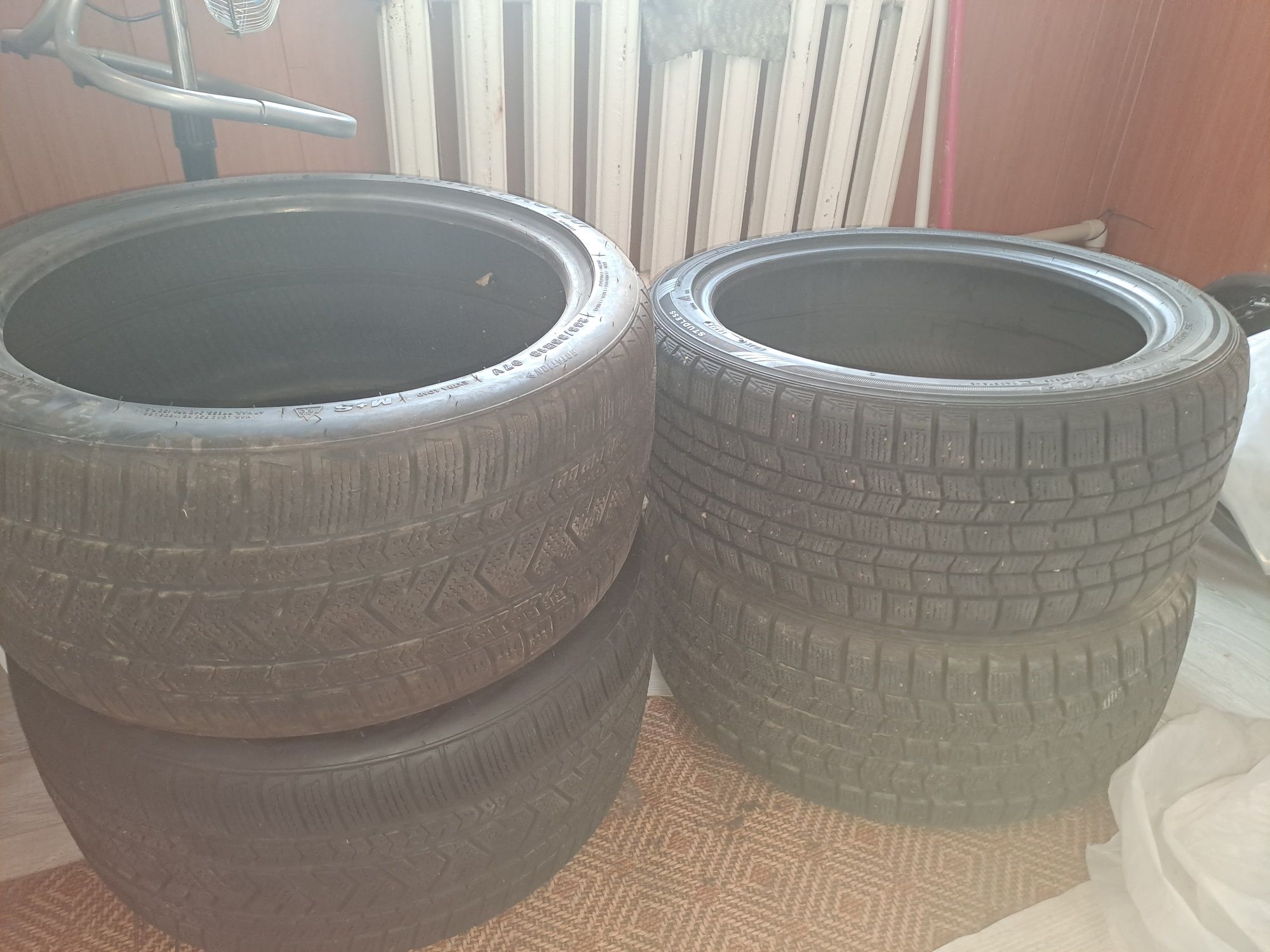 Продаю зимние шины r18