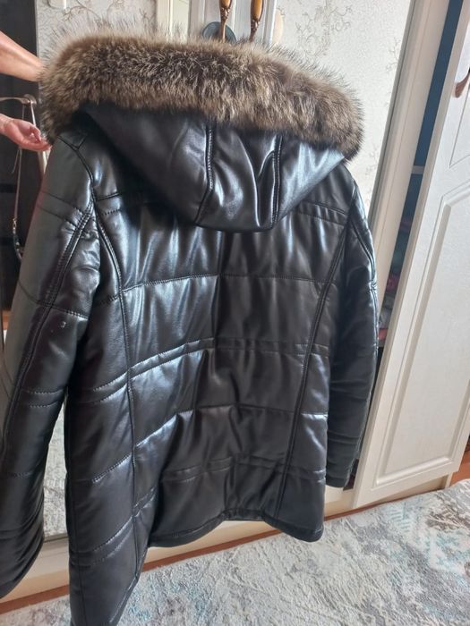 Продается кожаная куртка с мехом