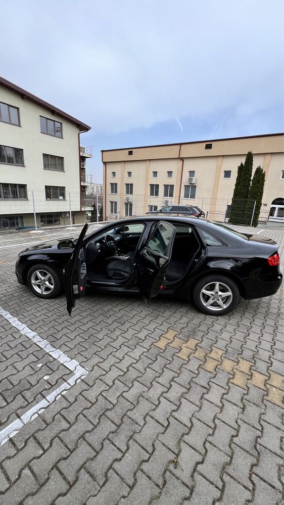 Audi A4 B8 2010 2.0TDI 170 cp Euro5 Bi-Xenon Led Navi mare