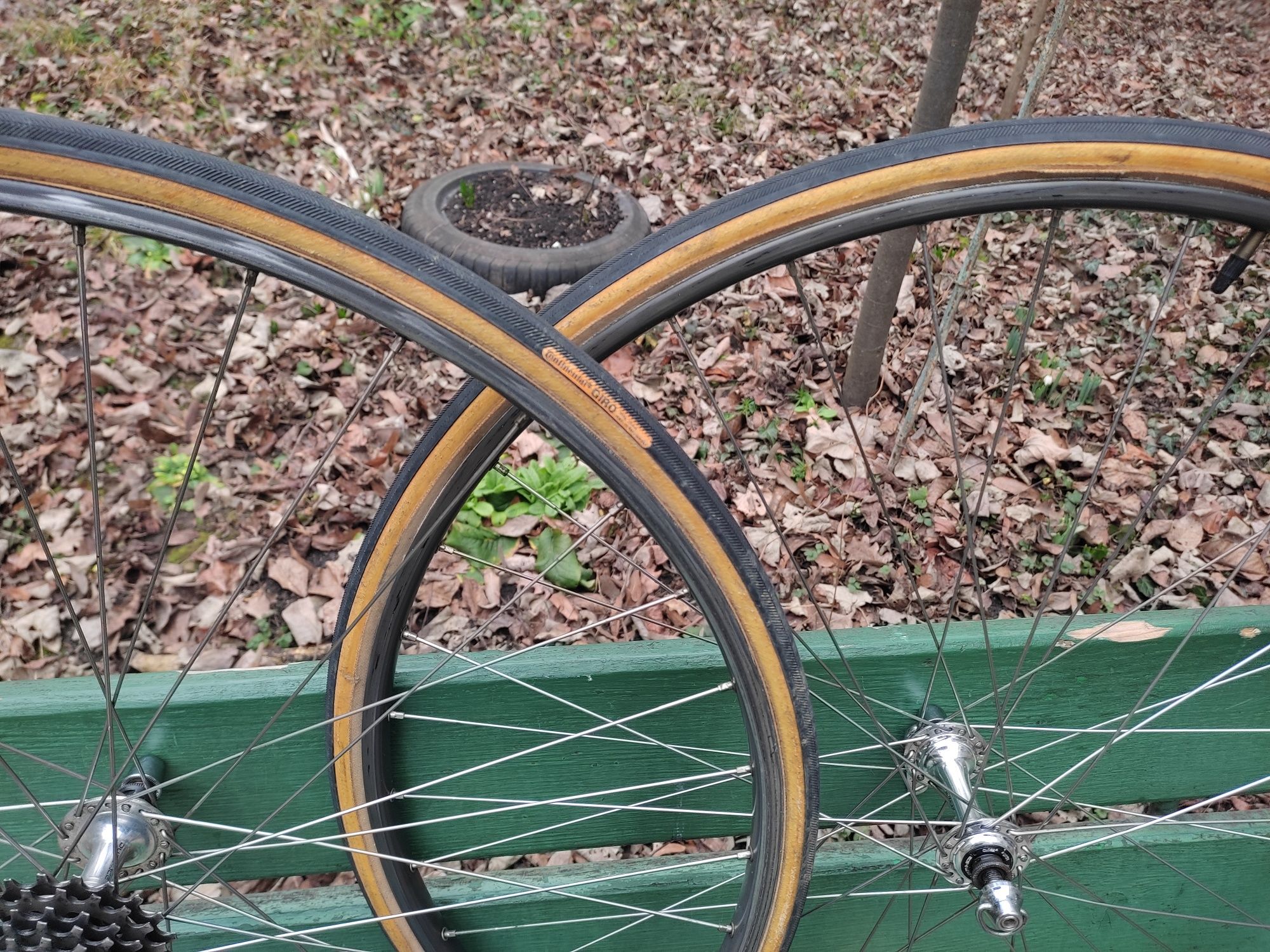 Roți bicicletă cursieră vintage