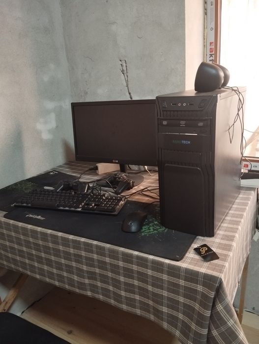 Yangi terilgan Kompyuter core i5 2400