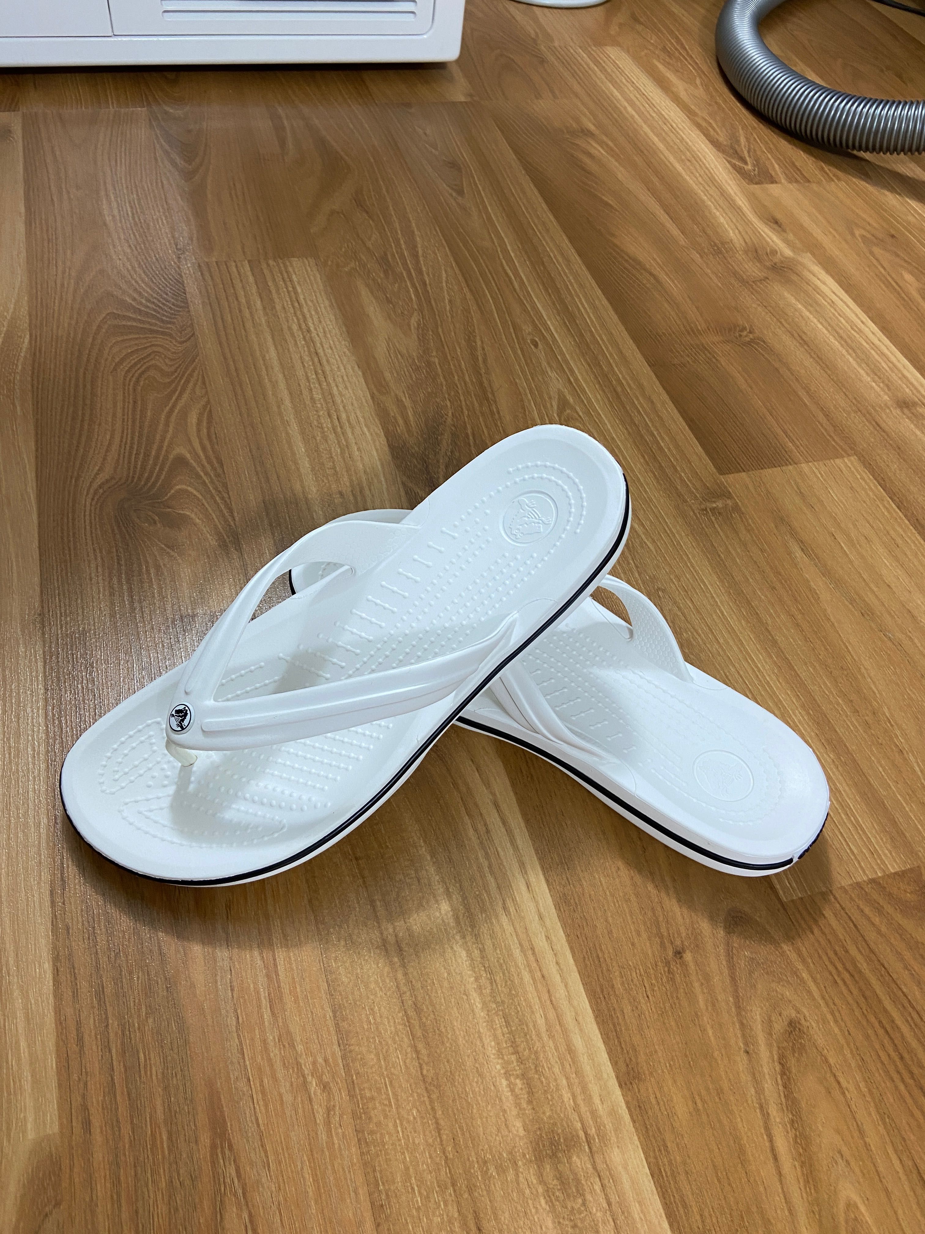 Șlapi damă Crocs 38/39 (M6-W8)