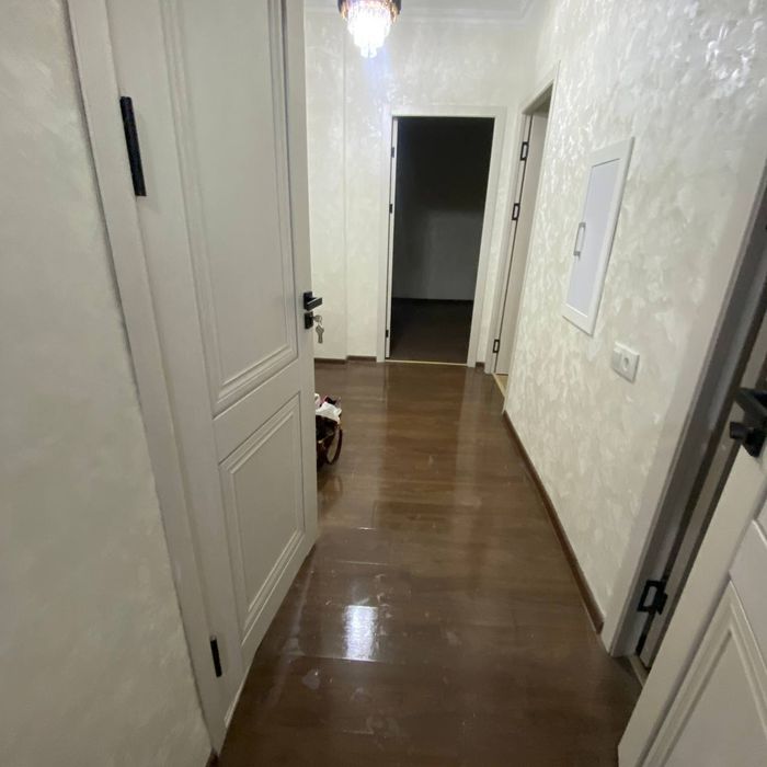 Srochna sotiladi 9 xudud 2xona 7etaj