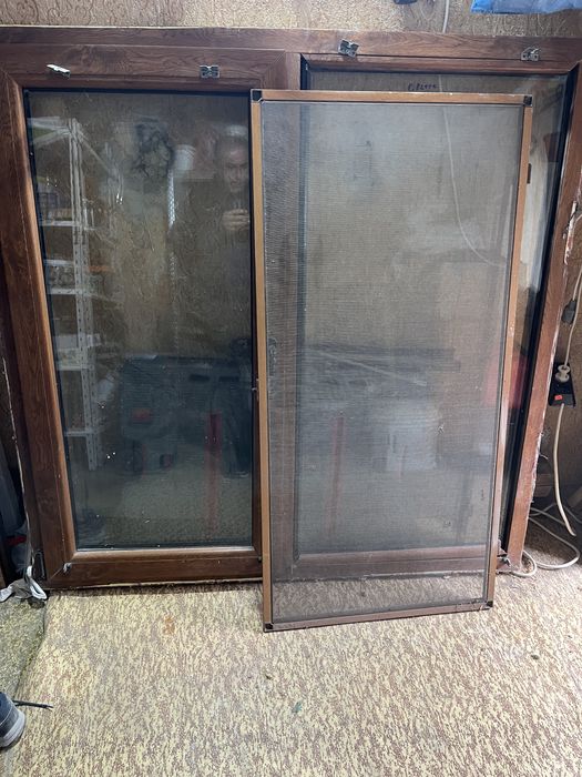 ПВЦ прозорец златен дъб