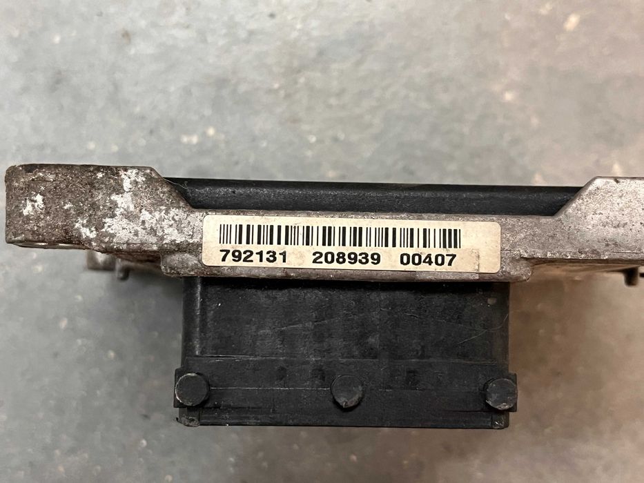 Компютри двигател ECU Opel Corsa C 1.2i Опел Корса Ц