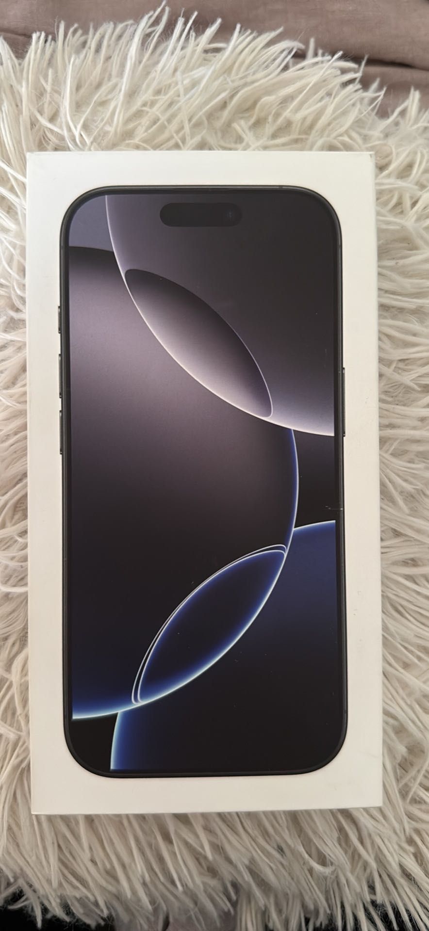 Iphone 16 Pro с гаранция