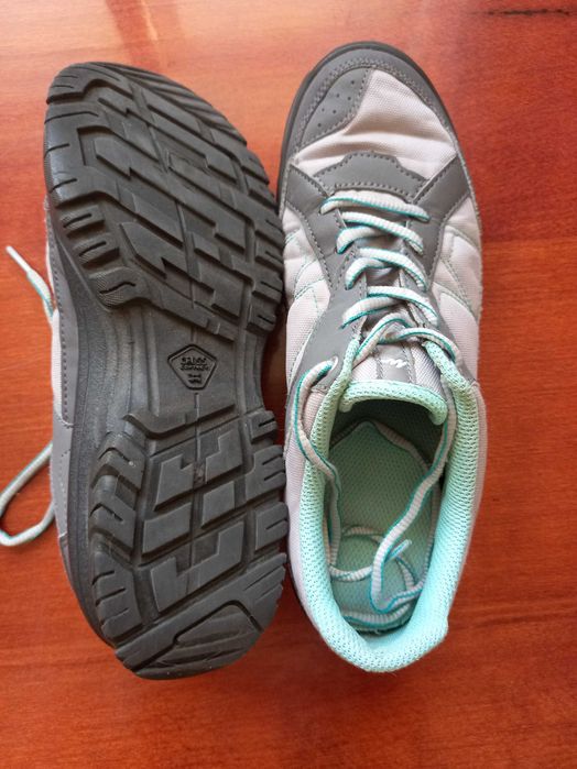 Pantofi sport si rucsac Quechua