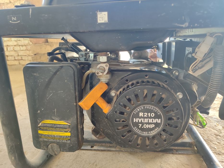 Dvijok (elektrogenerator). Hyundai.