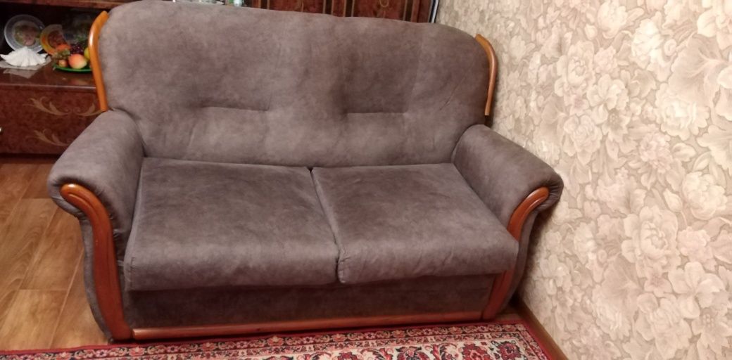 Продаю раскладной диван