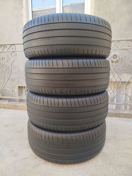 245 45 R19 Shina Michelin
