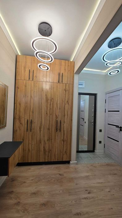 Продам 3 в 4 комнатную  на Авиасозлар-3.Яшнабадский район