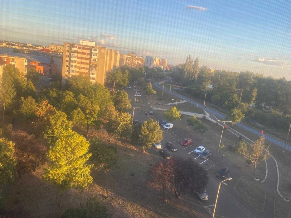 Apartament zona 300 malul muresului.