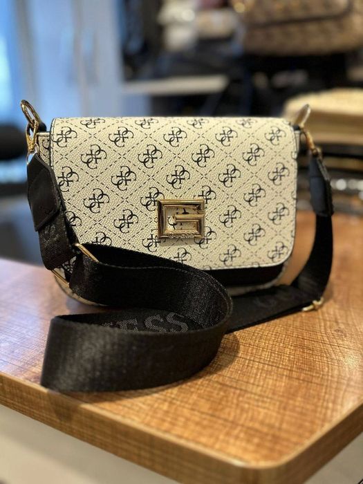 Gentute dama superbe