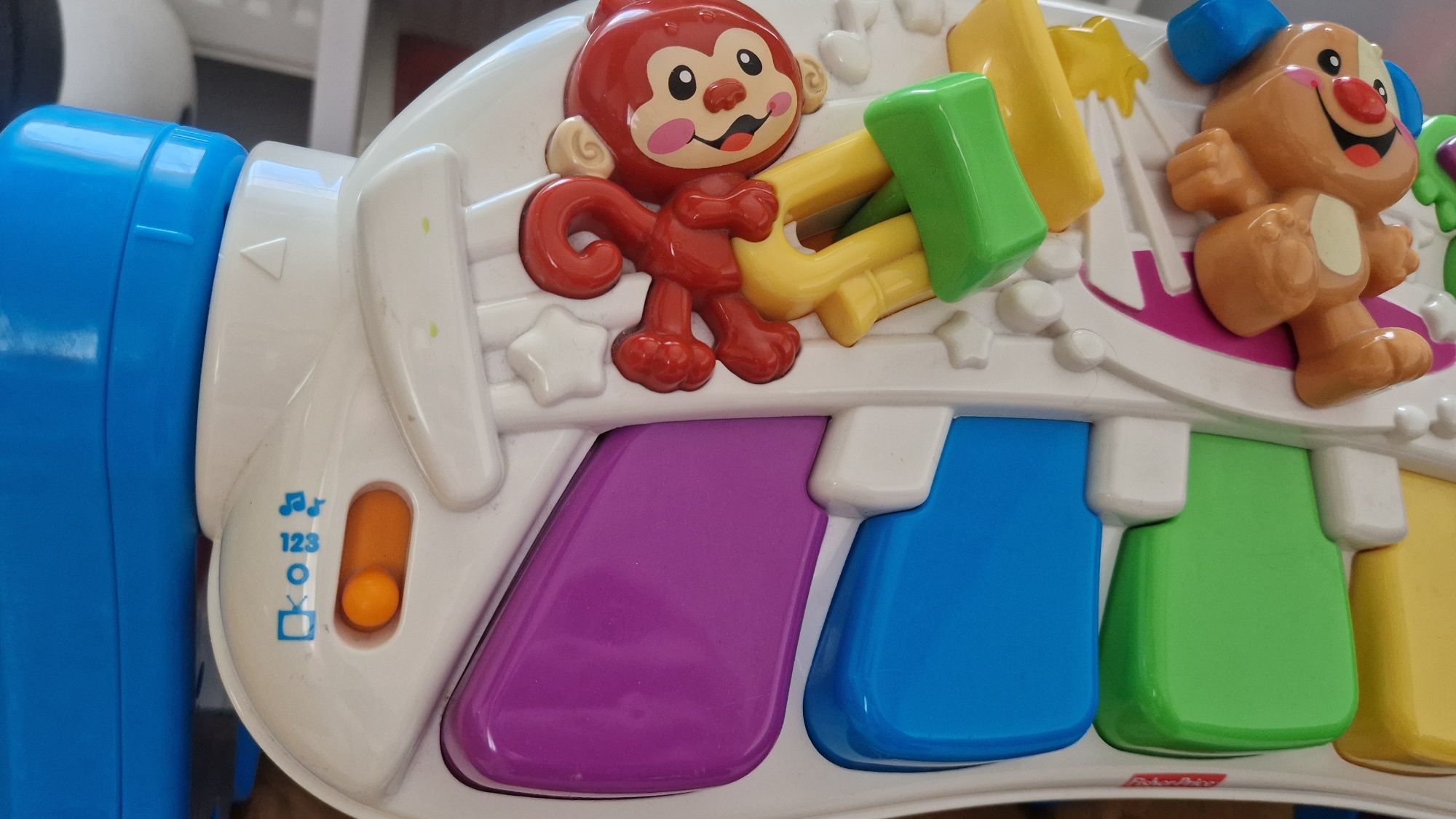 Fisher Price настолно пиано