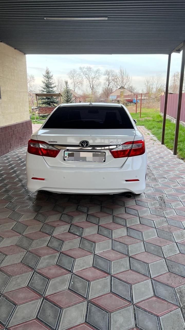 Toyota Camry 2012г.