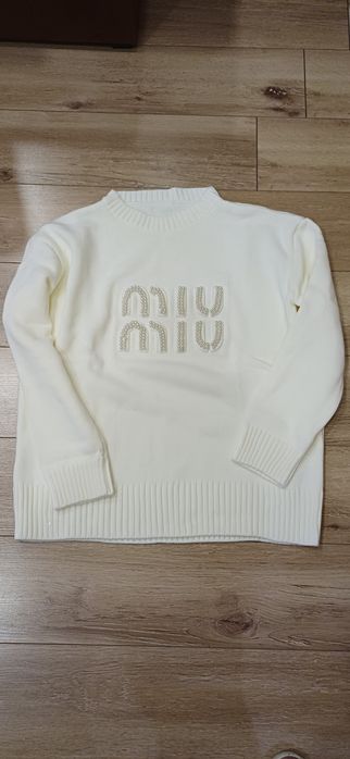 Pulover dama Miu nou
