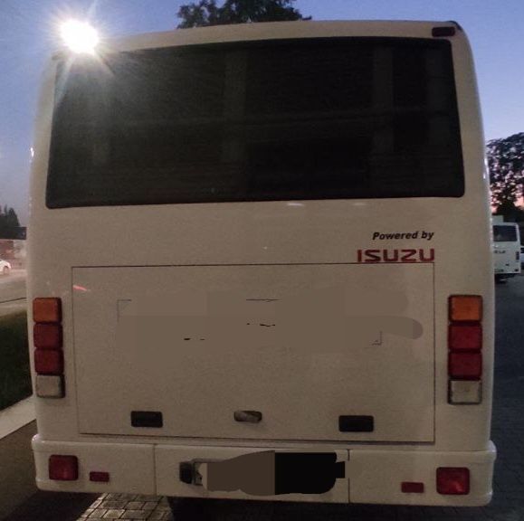 Avtobus ISUZU SAZ NP 21