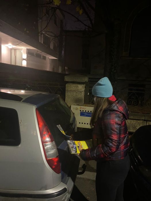 Distribuim flyere și pliante publicitare