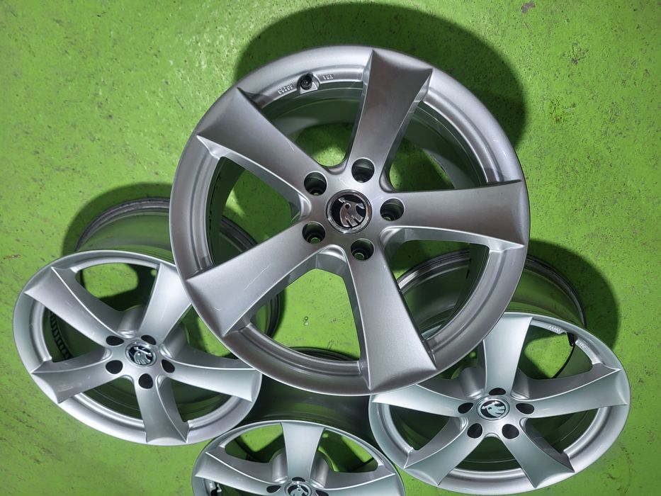 17 5x112 Skoda лети джанти 5х112 шкода