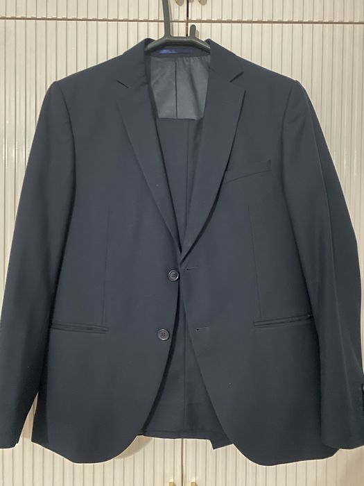 Продам мужской костюм