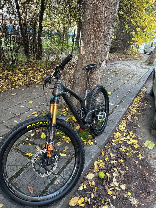 Карбоново ендуро EVIL INSURGENT 29 L