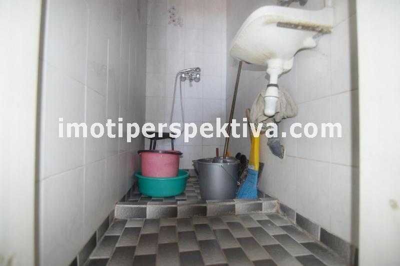 Продава се Тристаен апартамент в Пловдив, Христо Смирненски - 100 кв.м за 1200 €/кв.м - Снимка #6