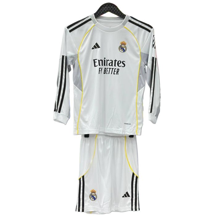 Футбольные формы клубов 25/26