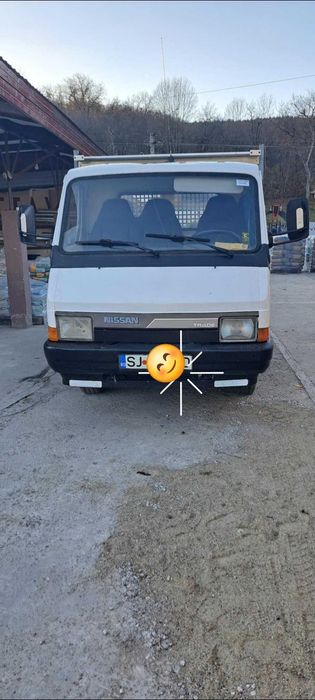 Nissan trade basculabil