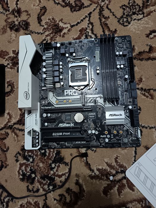 Carcasa pc thermaltake