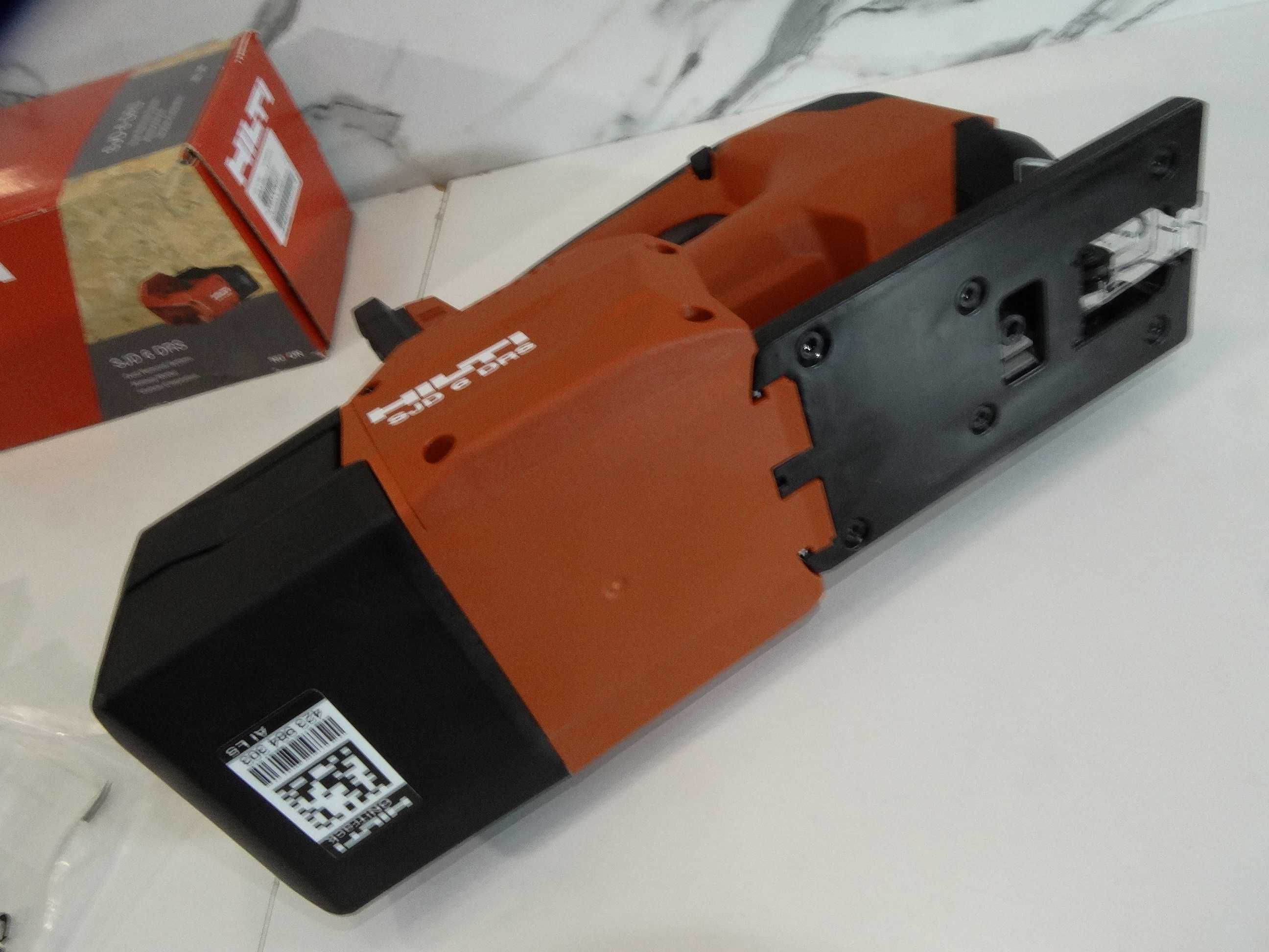 Hilti SJD 6 - 22 + SJD 6 DRS / Nuron - Прободен трион + прахоуловител