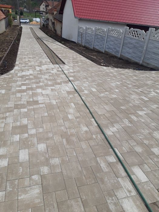 Montaj pavaje și Borduri