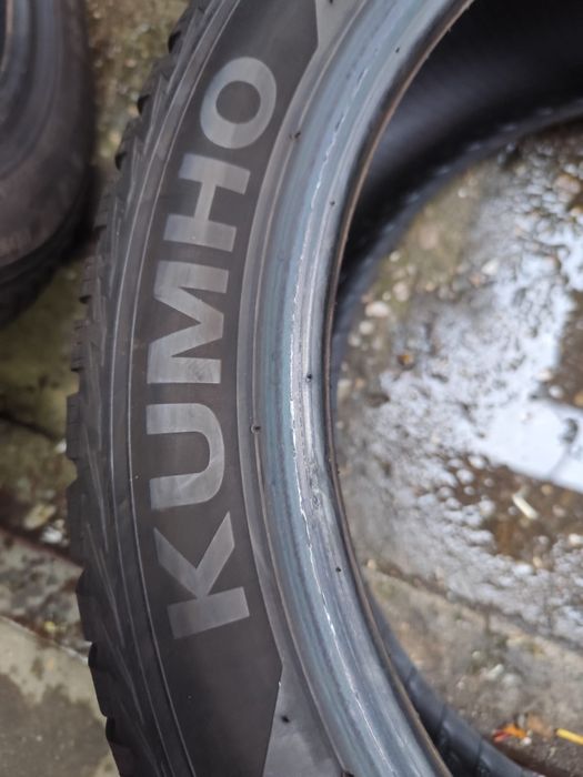 Anvelope 225 45 r18 iarna kumho dot 2023