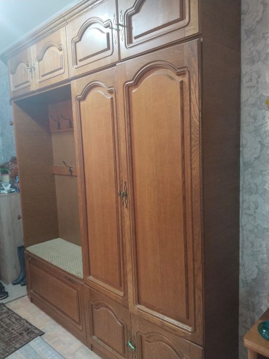 СРОЧНО продам Прихожая