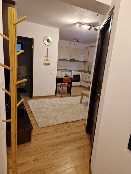 Studio de inchiriat 380 euro Inclus Loc de parcare