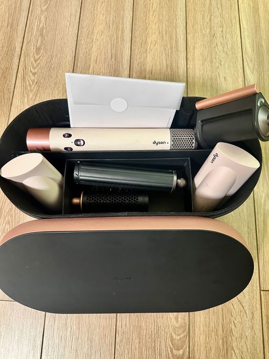 Маша за коса Dyson - HS08 Airwrap