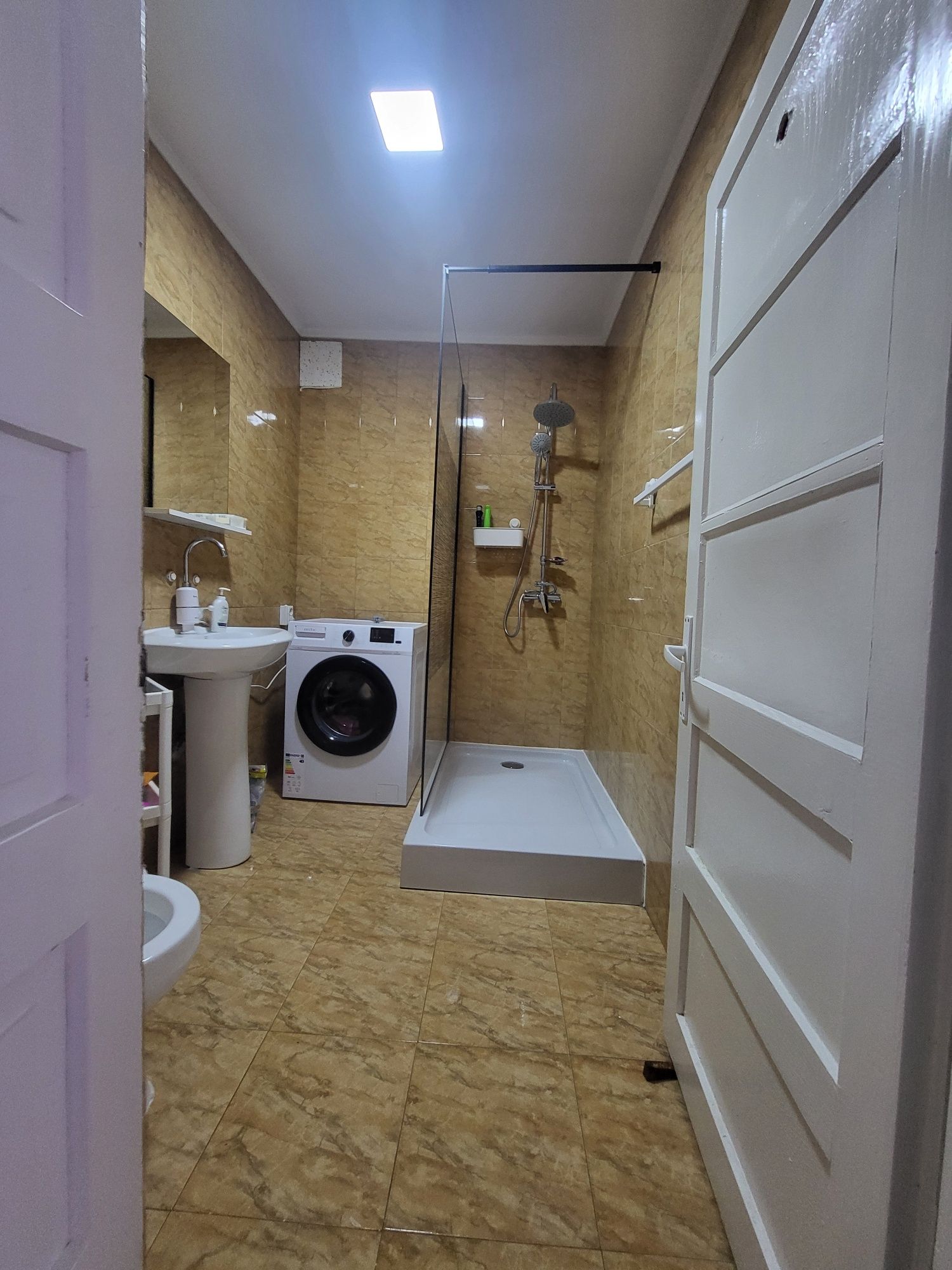 Apartament 3 camere 80.000 euro