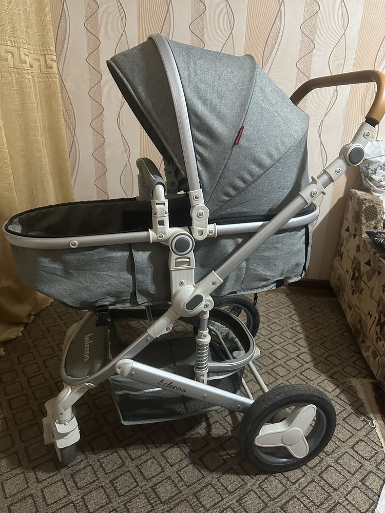 Продается коляска с автокреслом