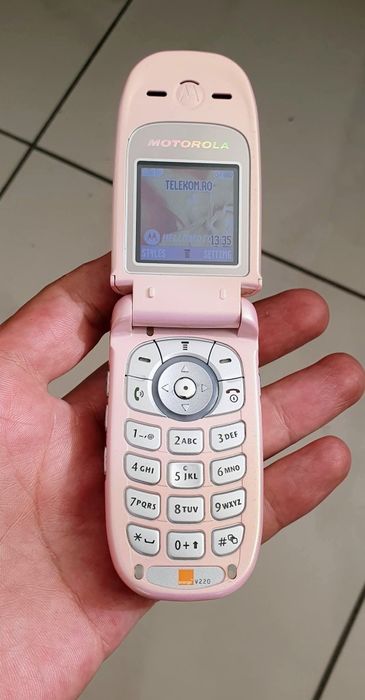 Motorola v220  Pink  ( decodat)