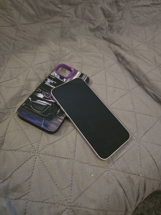 Продавам Iphone 14 plus