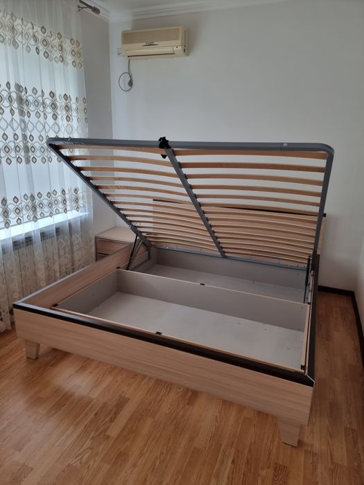 Продам спальную кровать 180х200 Дядьково (срочно)