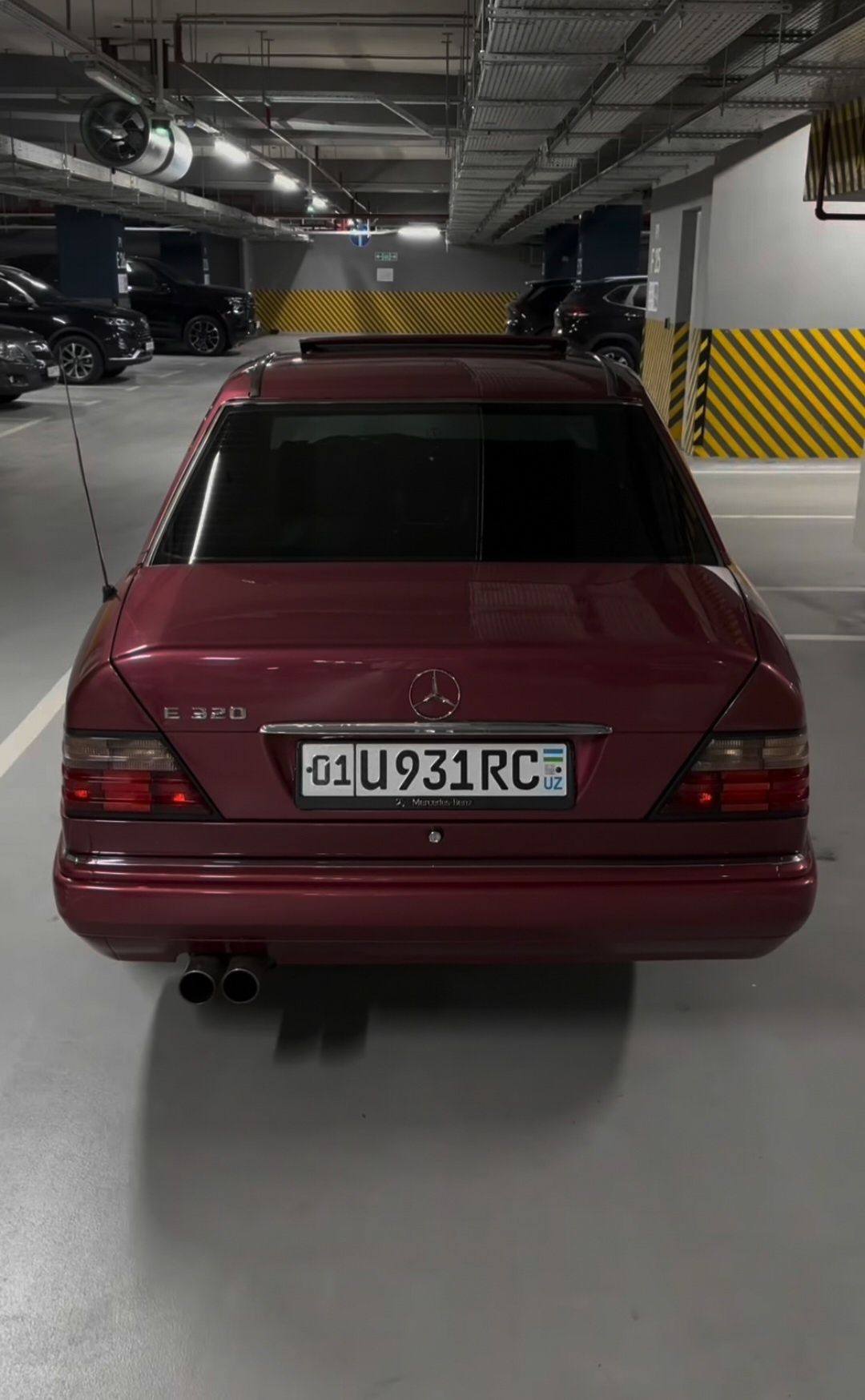 Mercedes-Benz W124 E320