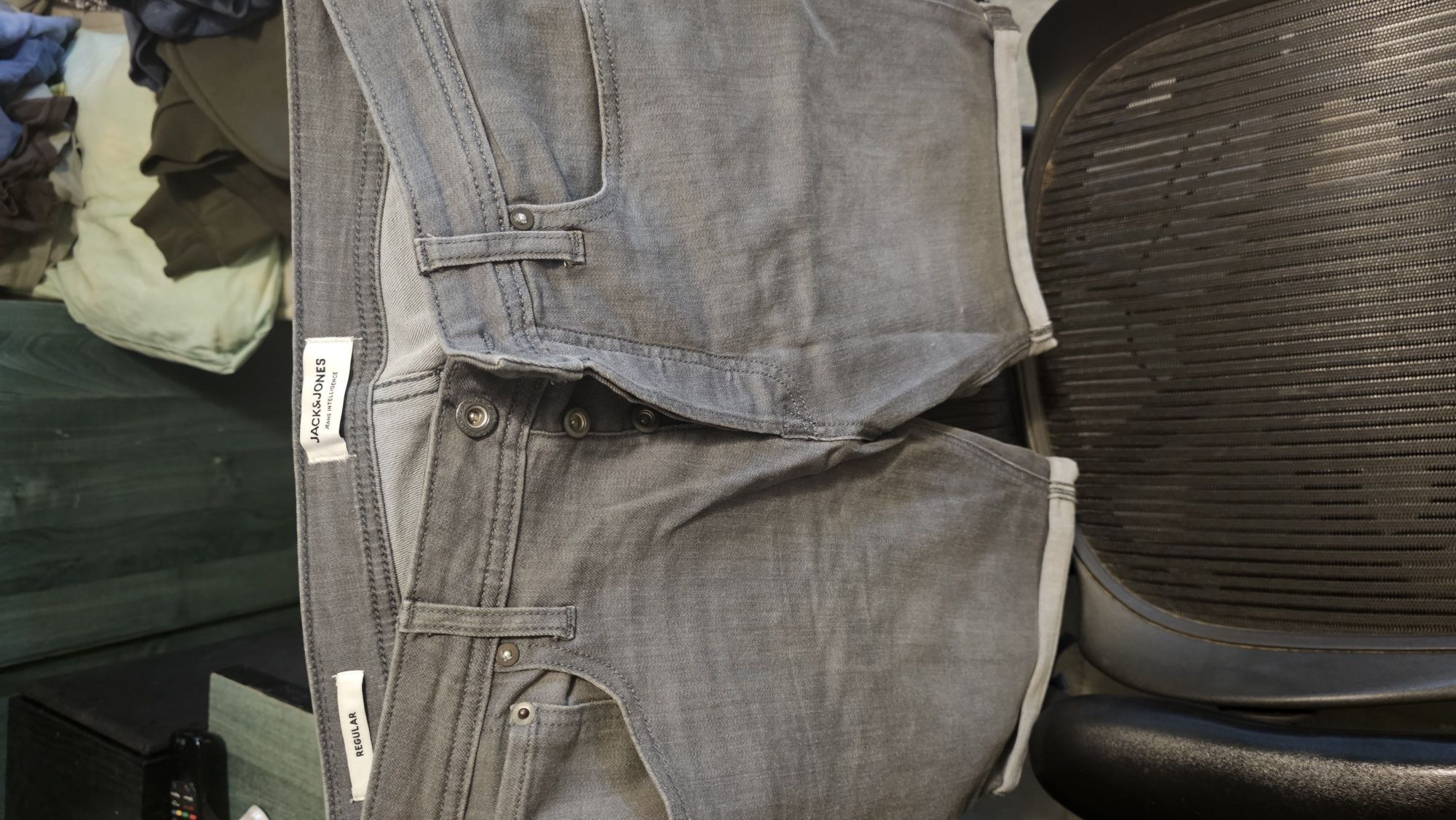 Pantaloni scurți Jack & Jones (size m)