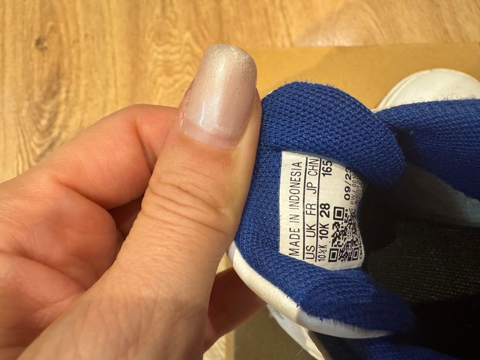 Маратонки Адидас  28 номер