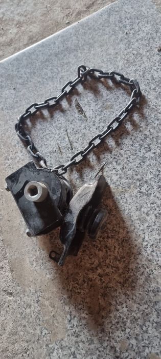 Кронштейн запаски на Прадо 150