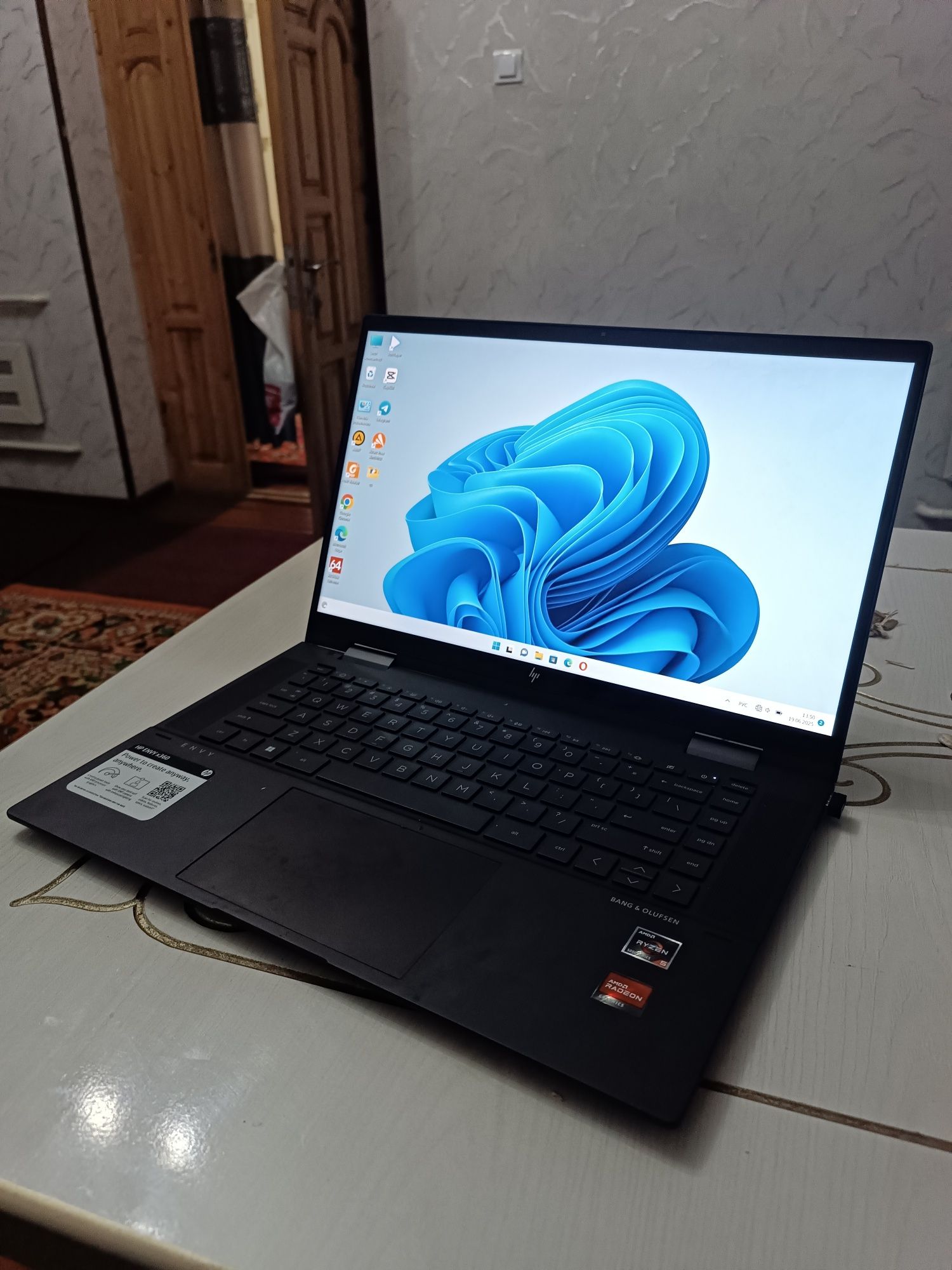 HP ENVY x360 2-in-1