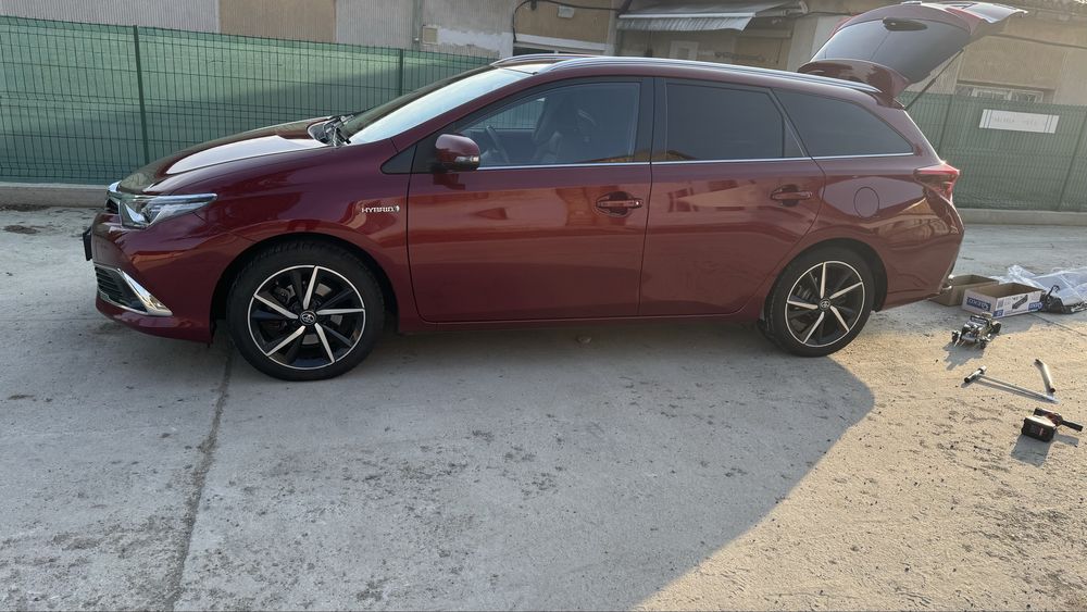 Toyota Auris Hibrid