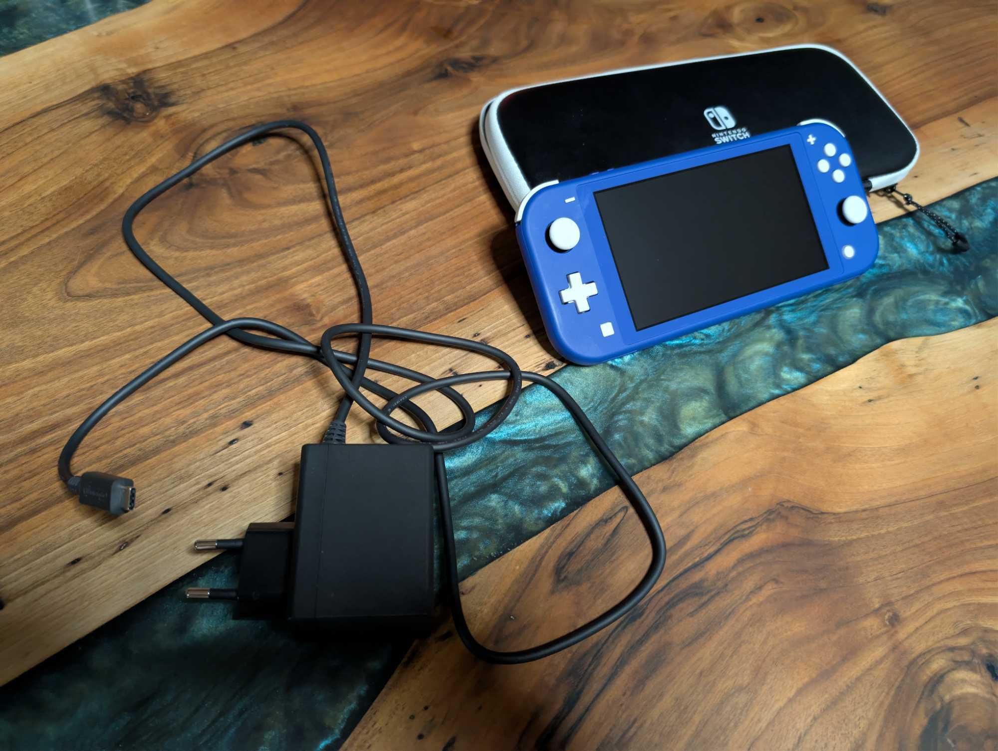 Nintendo Switch light