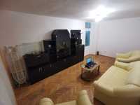 Apartament 3 camere, 2 bai, balcon si loc de parcare