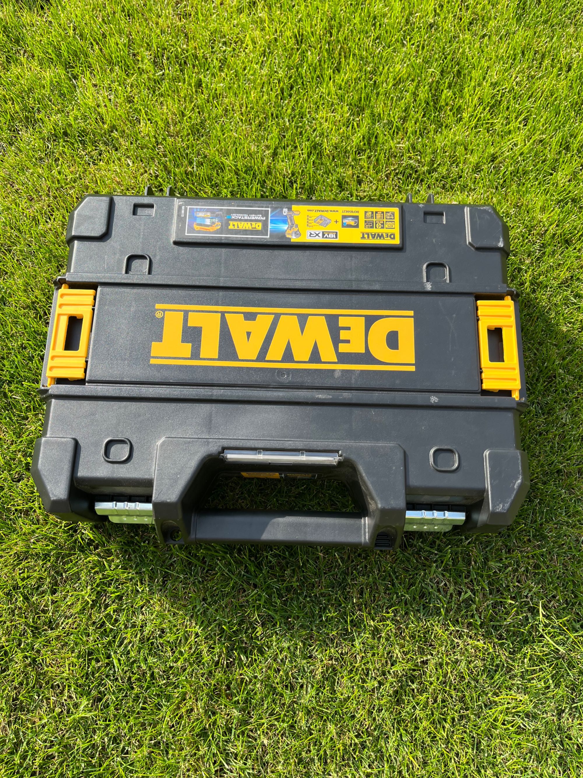 Ударен винтоверт Dewalt