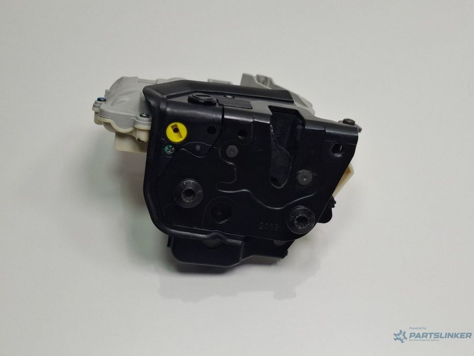 Broasca usa stanga spate AUDI A4 III Avant 8ED, B7 2004 - 2008 TDI BKE, BRB 8E0839015AA